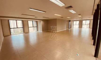 Sala comercial à venda na Alameda Madeira, --, Alphaville, Barueri