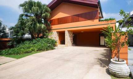 Ótima casa para venda em Alphaville no Residencial 01