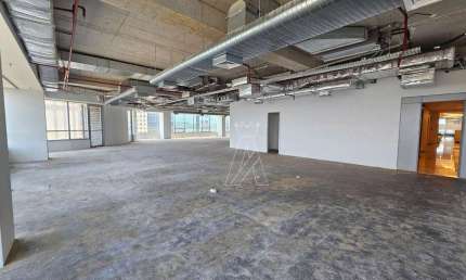 Sala comercial para alugar na Alameda Xingu, 350, Alphaville, Barueri
