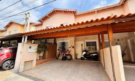 Casa à venda no Condomínio Recanto das Graças IV – Cotia/SP