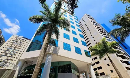 Sala comercial com 5 salas para alugar na Alameda Mamoré, --, Alphaville, Barueri
