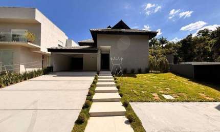 Casa para venda em Alphaville - Condomínio Melville