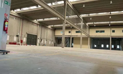 Barracão / Galpão / Depósito à venda na Alameda Europa, --, Tamboré, Santana de Parnaíba