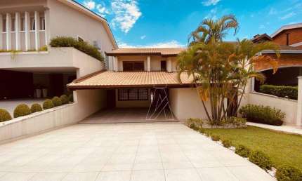 Casa com 3 dormitórios à venda, 300 m² por R$ 2.990.000,00 -  Alphaville - Santana de Parnaíba/SP