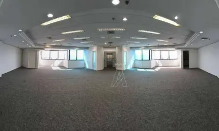 Conjunto comercial para locação em alphaville – edifício crystal tower