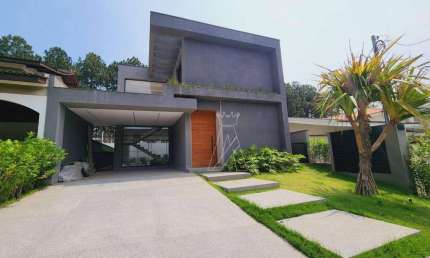 Casa para venda e locação em Alphaville- Residencial 04