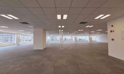 Sala comercial para alugar na Alameda Tocantins, 350, Alphaville, Barueri