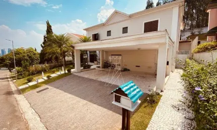 Casa com 4 dormitórios à venda, 318 m² por R$ 2.800.000,00 - Tamboré - Santana de Parnaíba/SP