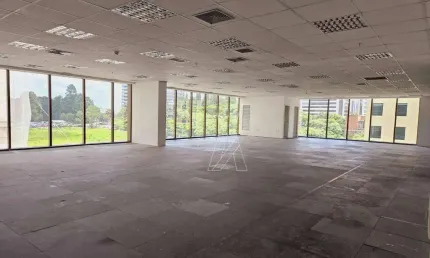 Sala comercial para alugar na Alameda Rio Negro, 161, Alphaville, Barueri
