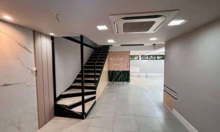 Sala comercial com 9 salas para alugar na Alameda Rio Negro, 1033, Alphaville, Barueri