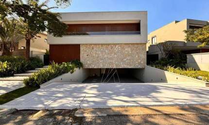 Maravilhosa casa à venda no Residencial Zero - Alphaville - Santana de Parnaíba/SP