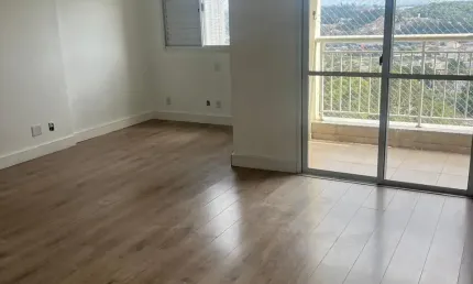 Apartamento com 2 quartos para alugar no Jardim Maria Rosa, Taboão da Serra 