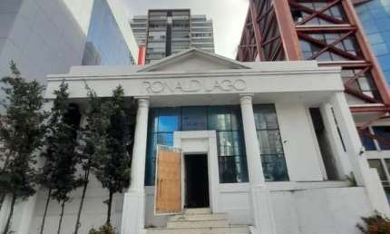 Prédio Comercial para Venda em Salvador, Alphaville, 4 banheiros, 6 vagas