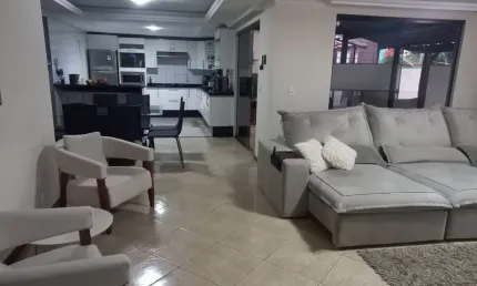 Casa com 4 quartos à venda na Rua Júlio Espanhol Vicente, 01, Olaria, Nova Friburgo