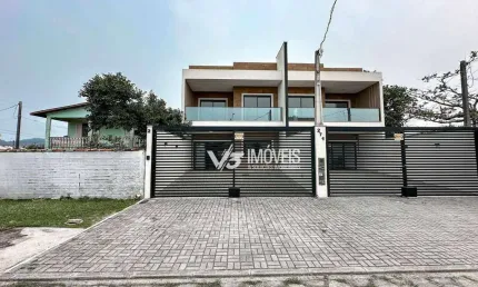 Excelente Sobrado à Venda no Balneário Riviera em Matinhos