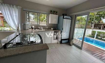 Casa com 4 dormitórios para alugar por R$ 1.700,00/dia - Caiobá - Matinhos/PR