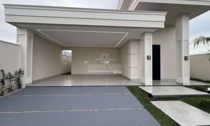 Casa com 3 quartos à venda no Residencial Paris, Sinop 
