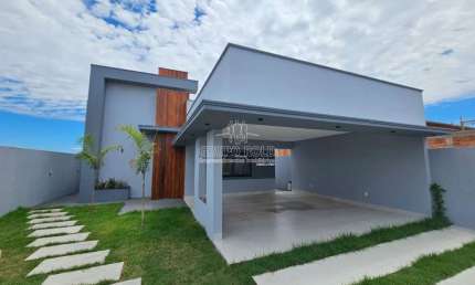 Casa com 2 quartos à venda na Avenida das Embaúbas, Jardim Curitiba, Sinop