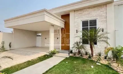 Casa à venda na Avenida das Embaúbas, Zona Rural, Sinop