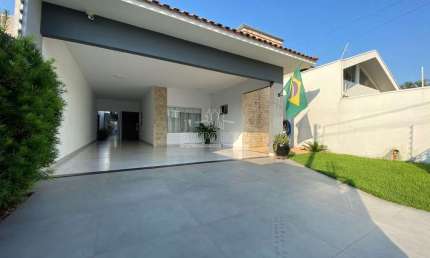 Casa com 2 quartos à venda no Jardim Maringá, Sinop 