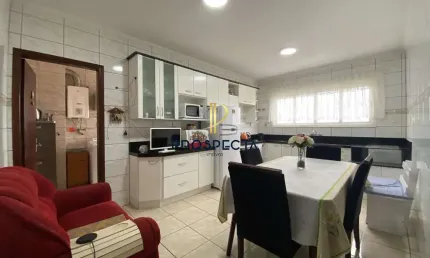 EXCELENTE CASA COM 2 MORADIAS NO BAIRRO SANTA CATARINA EM CAXIAS DO SUL
