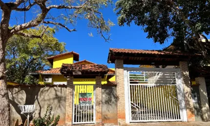 2 casas em um lote de 360 m2. Ótima construção. JD Taquaral- Pirenópolis/GO.