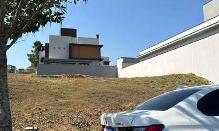 Samantha 3 - Terreno à venda no Condomínio Fechado Samantha III (341,41M²)Aclive em - Araras/SP