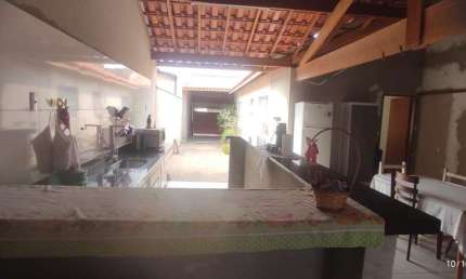 Casa com 5 quartos à venda na Rua Gerolamo Gaino, Jardim Nossa Senhora de Fátima, Araras