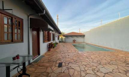 Casa com 3 quartos à venda na Rua Abôndio Marchetti, Jardim José Ometto III, Araras