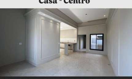 Casa com 3 quartos à venda na Rua 24 de Março, Centro, Araras