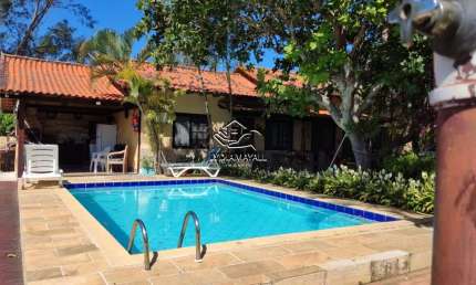 LM8411-APARTAMENTO 2 QUARTOS GARAGEM PORTEIRA FECHADA OGIVA CABO FRIO RJ