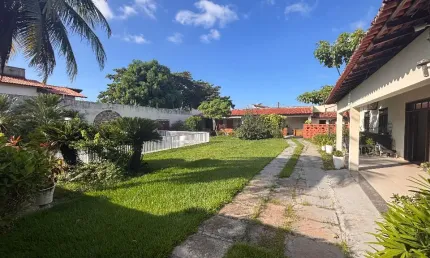 Casa na chácara brasil – alto padrão com piscina e amplo jardim