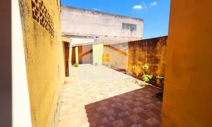 2 Casas no Jardim Amanda II, Oportunidade Imperdível!