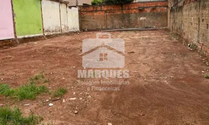 Terreno à venda no Jardim Amanda II, Hortolândia  por R$ 215.000