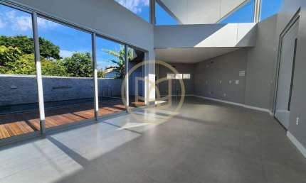 CASA NOVA A VENDA EM CONDOMINIO FECHADO PROXIMO A PRAIA