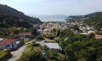 Terreno à venda na R. Luíza Maria Da Conceição, Calheiros, Governador Celso Ramos