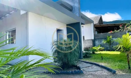 Casa à Venda em Areias do Meio - Sua Nova Vida Começa Aqui!