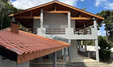 Venda de Chacara com 2.800 m2,  8 quartos em Barrinha  São Lourenço da Serra - SP