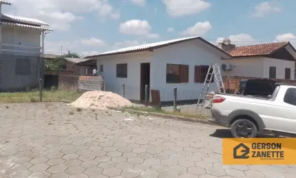 Casa com 2 quartos à venda na Rua Lindomar Vieira Machado, Rio Maina, Criciúma