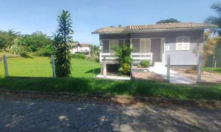 Casa com 3 quartos à venda na Rua Itália, Mina do Toco, Criciúma