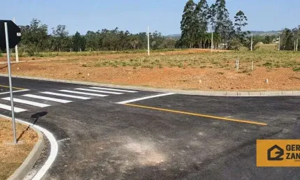 Loteamento Parque das Rosas. B. Pimeira Linha/ Criciúma/ SC