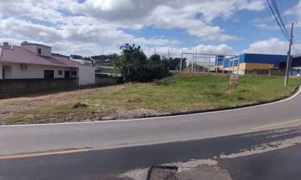 Casa comercial à venda na Rua Raymundo Pucher, São Luiz, Criciúma