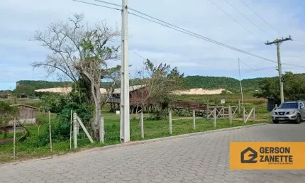 Terreno à venda na Rua Elviro Francisco Pedroso, Balneário de Ilhas (Hercílio Luz), Araranguá