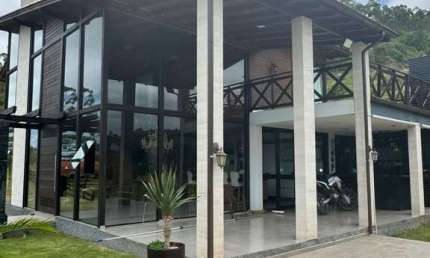 Casa Alto Padrão - Sangão/SC – Entre Morro da Fumaça e Jaguaruna
