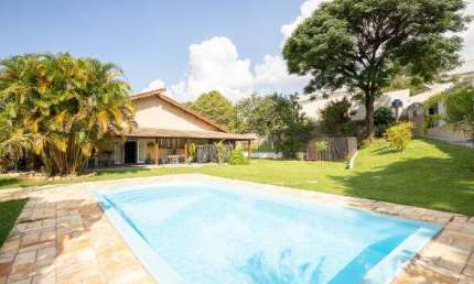 MORADA MEDITERRÂNEA - 4 DORMS. (2 SUÍTES) - AT 2.500m² - AC 600m²