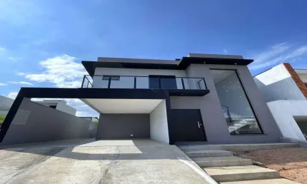 CONDOMÍNIO RESERVA ERMIDA - 3 SUÍTES - 4 VAGAS - AT 250m² - AC 200m²
