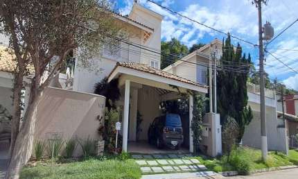 CONDOMÍNIO JARDIM SANTA TERESA - AT 360m² - AC 280m² - 3 SUÍTES - 3 VAGAS