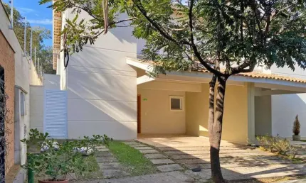COND. NATIVE ECOHOUSING - AT 214m² - AC 127m² - 3 DORMS. (SUÍTE) - 3 VAGAS