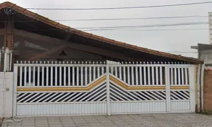 Casa Geminada para Venda em Praia Grande, Guilhermina, 2 dormitórios, 1 suíte, 2 banheiros, 2 vagas