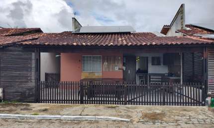 VENDO CASA COM ENERGIA SOLAR NO RESIDENCIA TERRA FIORITA - BARRA NOVA – R$ 370.000,00